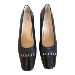 Salvatore Ferragamo Navy Leather and Black Patent Heels Sz 8.5 EUC